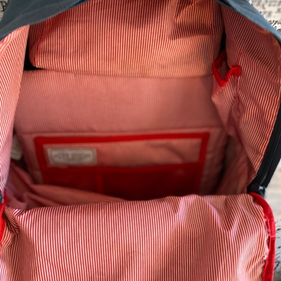 HERSCHEL CAMO RED AND BLEU BACKPACK - Picture 3 of 6